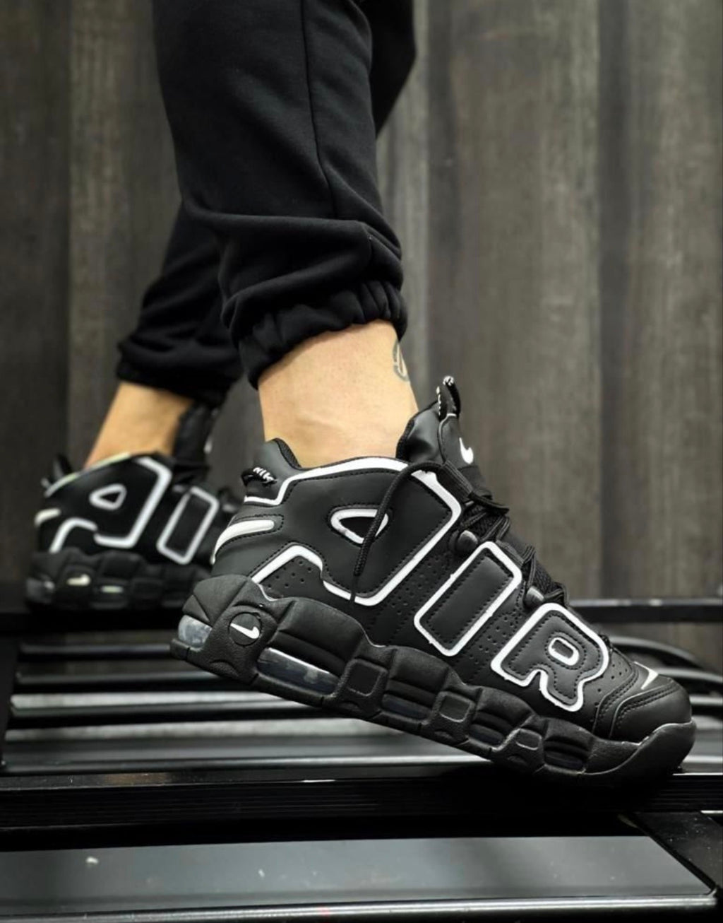 Дамски Nike Air More Uptempo цвят черно КОД 54