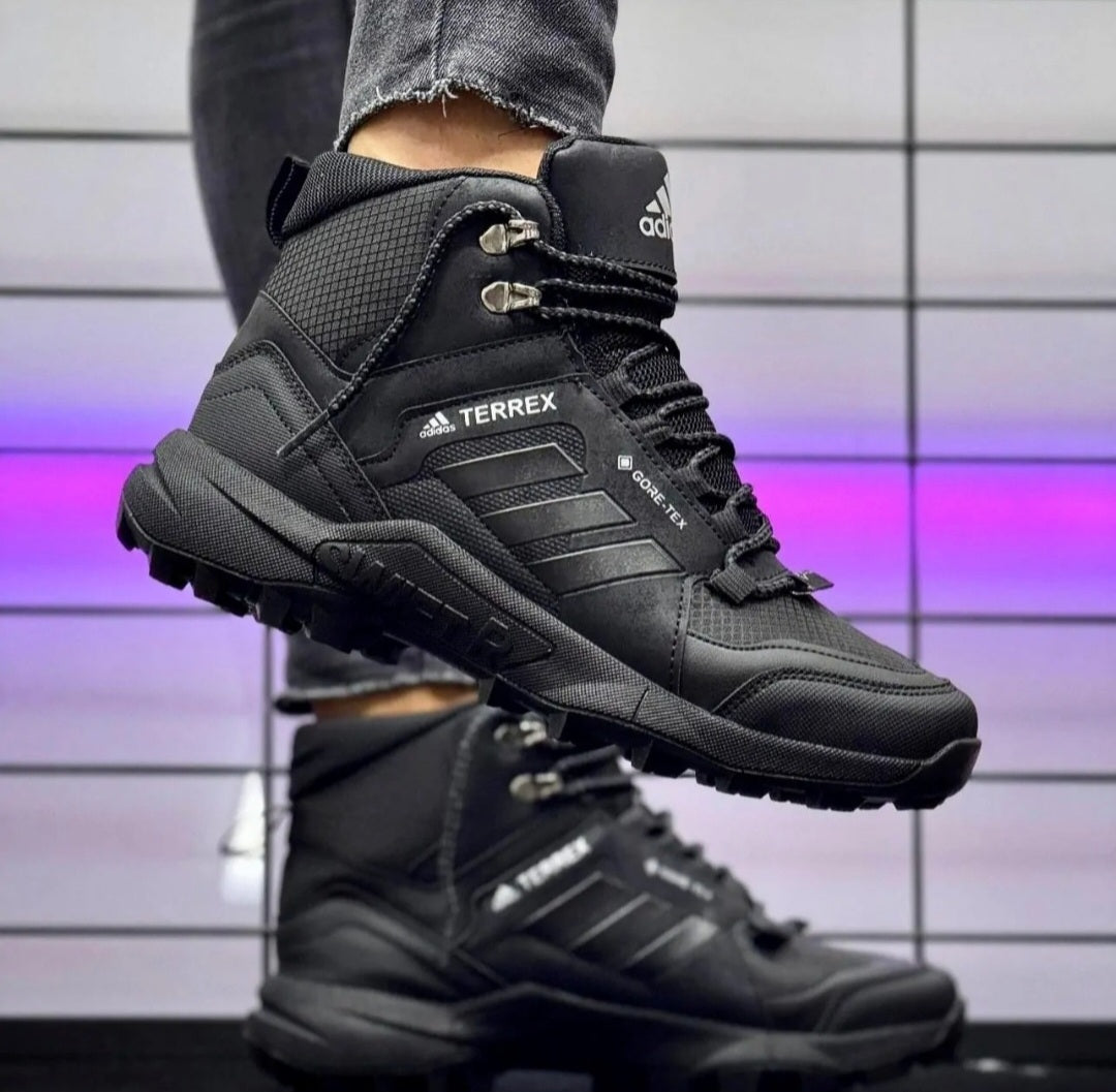 Мъжки маратонки ADIDAS TEREX черно код 10