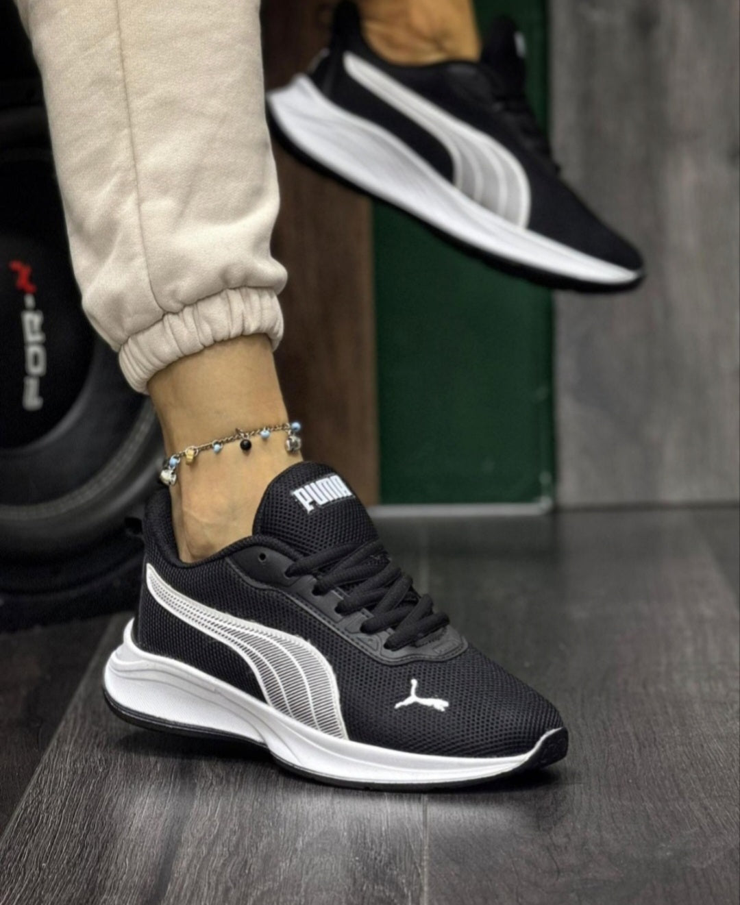 Дамски PUMA SUMMER ЦВЯТ ЧЕРНО С БЯЛО КОД 47