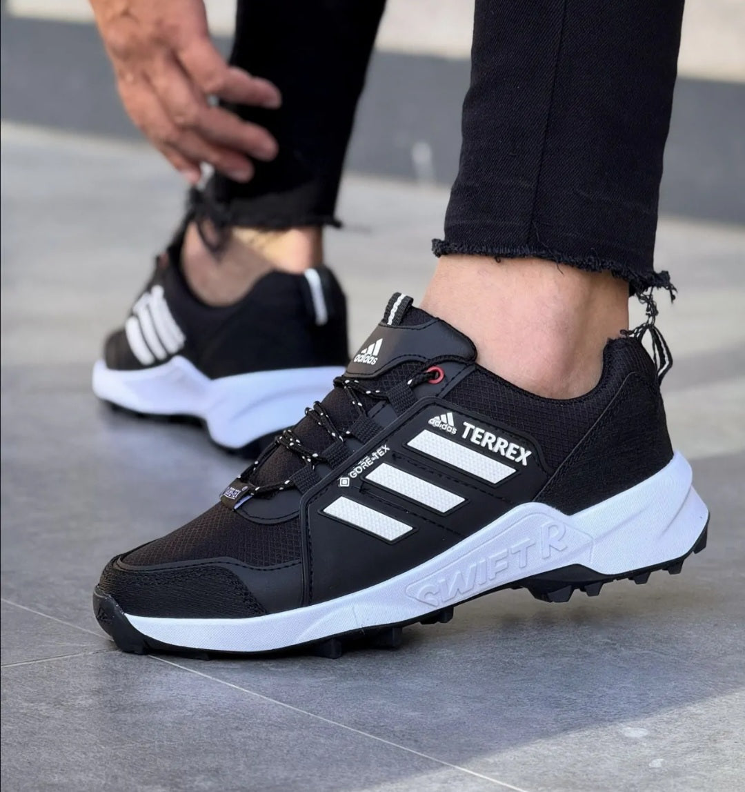Мъжки Adidas Terrex gore-tex цвят черно-бял КОД 1017