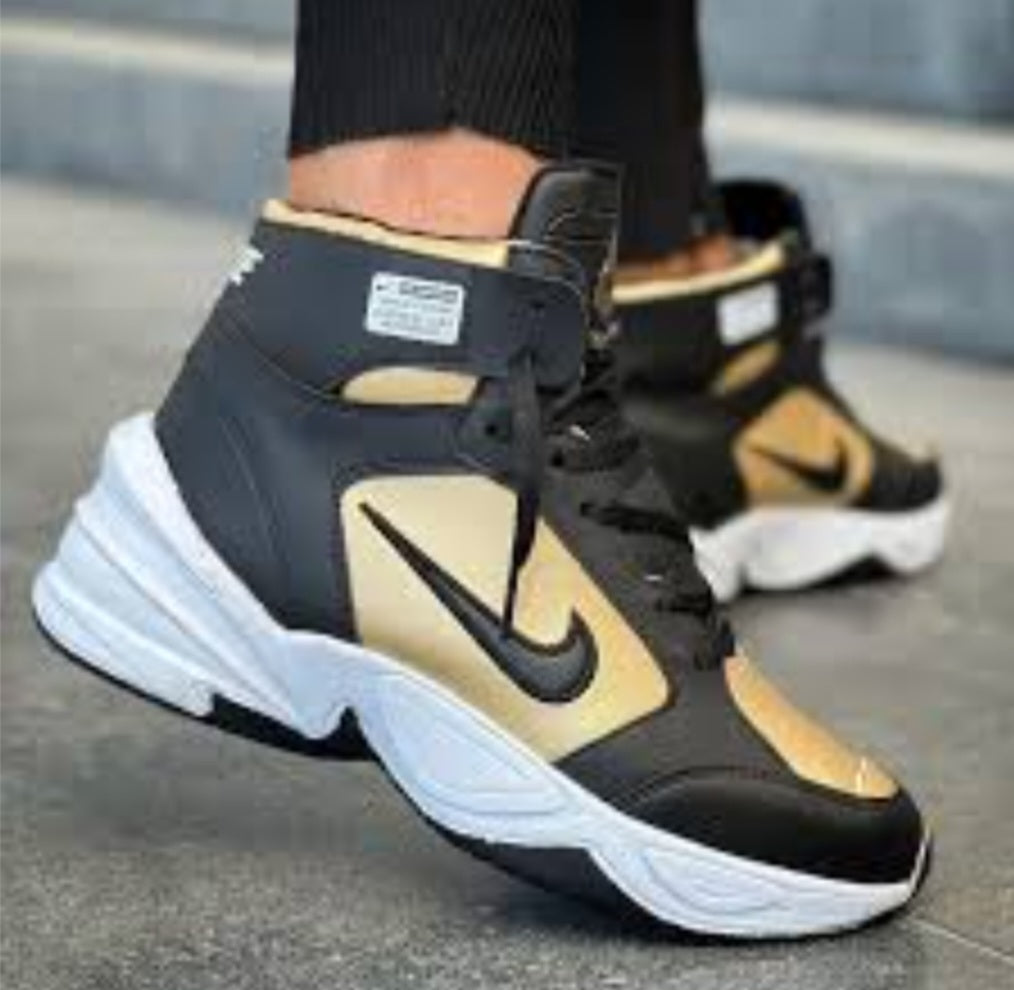 Дамски маратонки нике код 11224